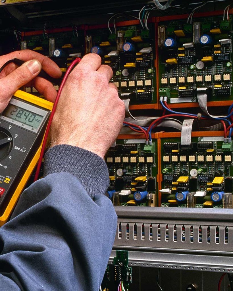 industrial-machine-PW7XEXK.jpg